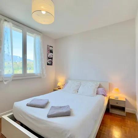 Pleasant T3 Near The Thermes De Marlioz エクスレバン