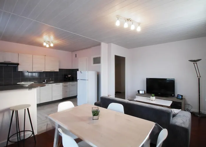 アパート Pleasant T3 Near The Thermes De Marlioz *