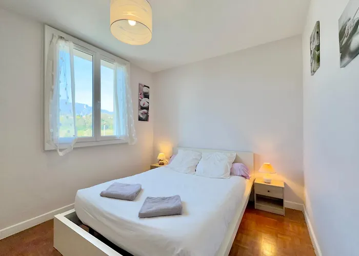 Pleasant T3 Near The Thermes De Marlioz エクスレバン